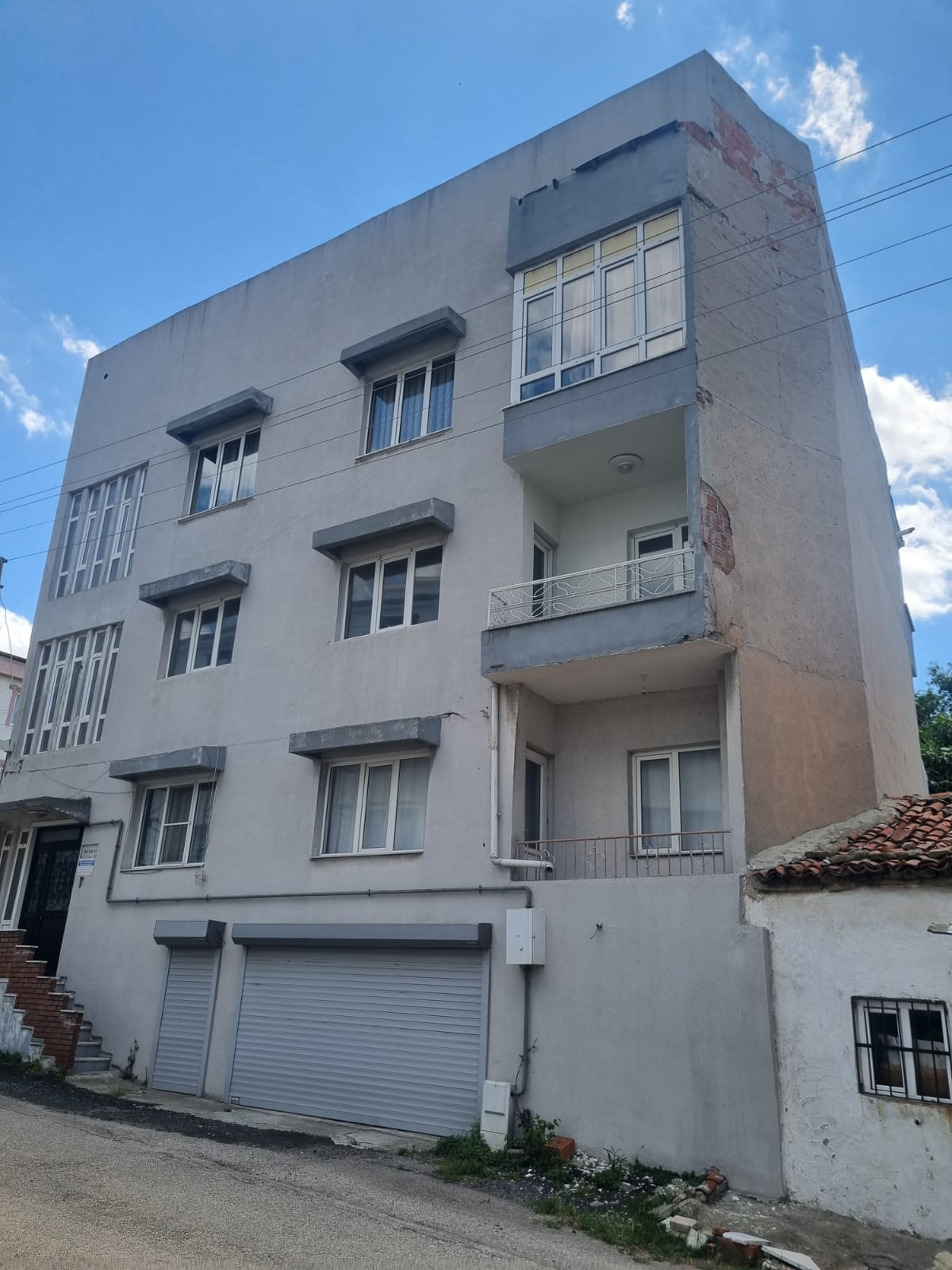 Çomer Gayrimenkul
