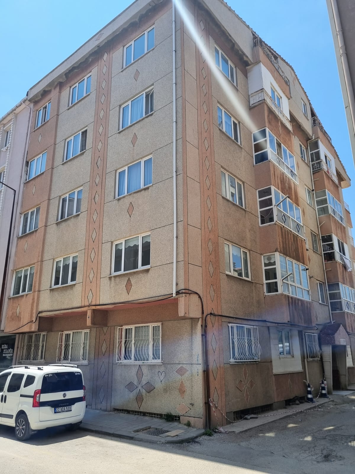 KEŞAN SATILIK 2+1 SOBALI DAİRE